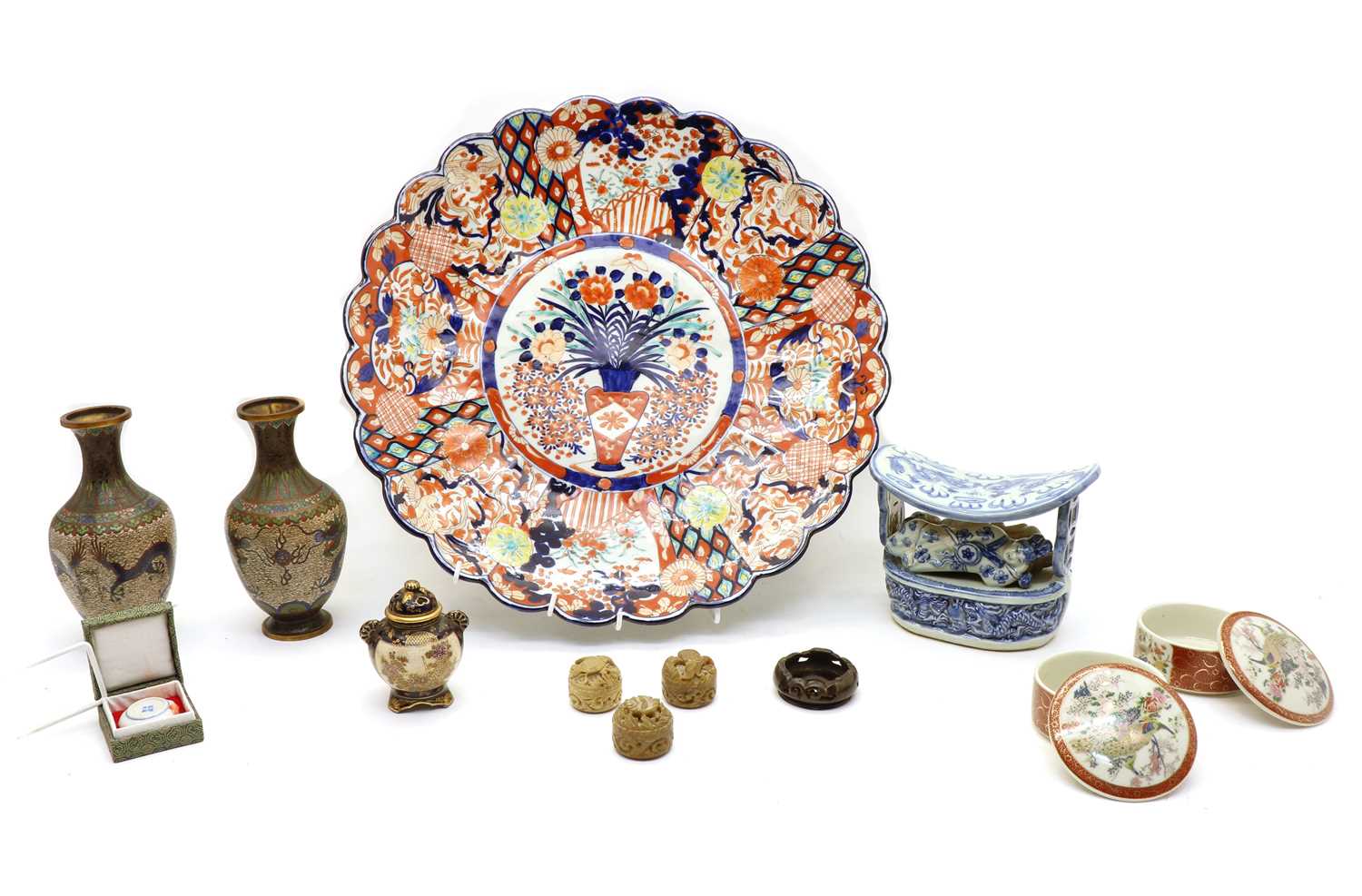 Lot 112 - A collection of Japanese and Chinese miscellaneous