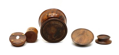 Lot 167 - A collection of treen