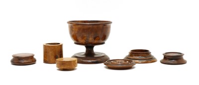 Lot 167 - A collection of treen