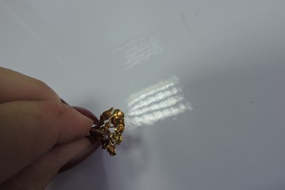 Lot 38 - A Regency gold gem set posy brooch