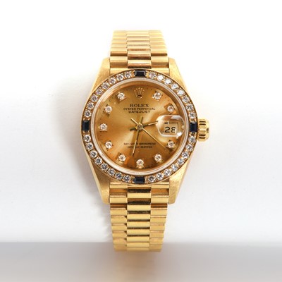 Lot 480 - A ladies' 18ct gold Rolex 'Oyster Perpetual Datejust' automatic bracelet watch, c.1990