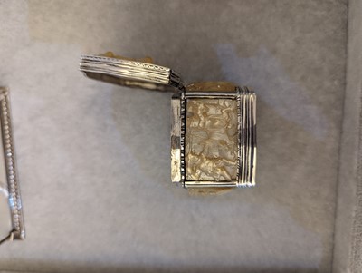 Lot 658 - A French silver and mother-of-pearl box