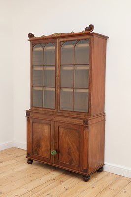 Lot 334 - A Regency mahogany bookcase