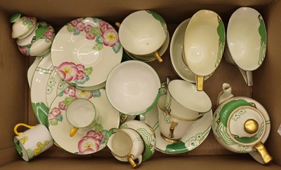 Lot 46 - A collection of Royal Doulton Glamis pattern teawares