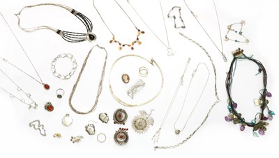 Lot 241 - A large quantity of jewellery