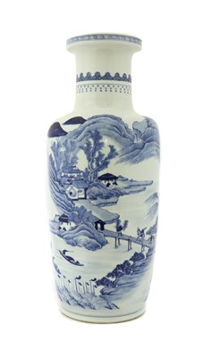Lot 35 - A Chinese blue and white vase