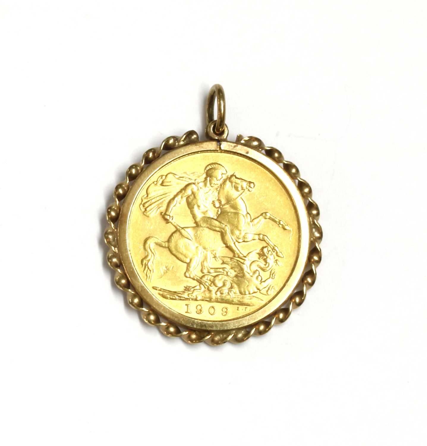 Lot 99 - An Edward VII sovereign pendant