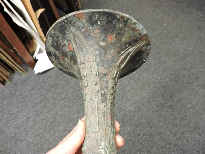 Lot 143 - A Chinese bronze vase