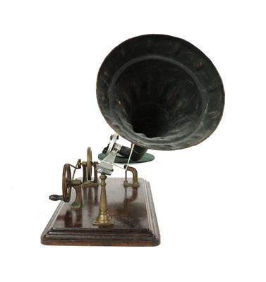 Lot 14 - Emile Berliner - 'Kammer & Rienhardt' - 1889-1893 - Hand Cranked Gramophone