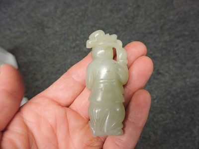 Lot 248 - A collection of Chinese jade