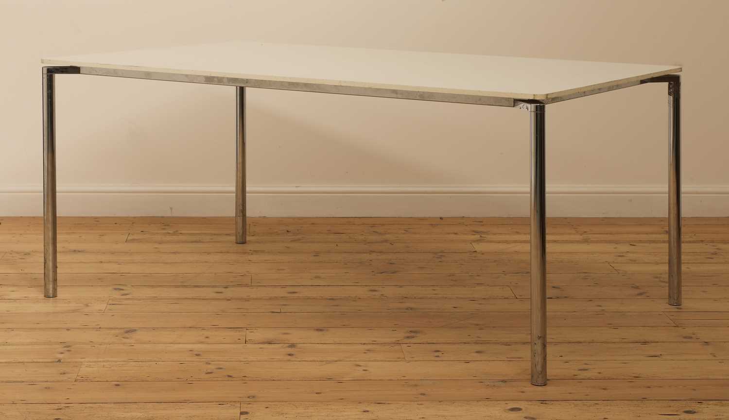 Lot 522 - A modern 'Plano' worktable