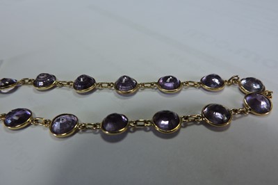 Lot 376 - A gold amethyst bracelet
