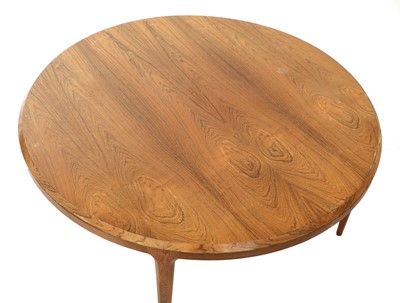 Lot 489 - A rosewood circular coffee table