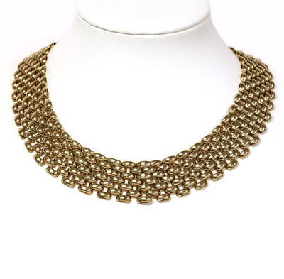Lot 83 - A 9ct gold seven row panther link necklace