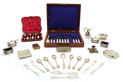Lot 26 - A collection of various silver pieces