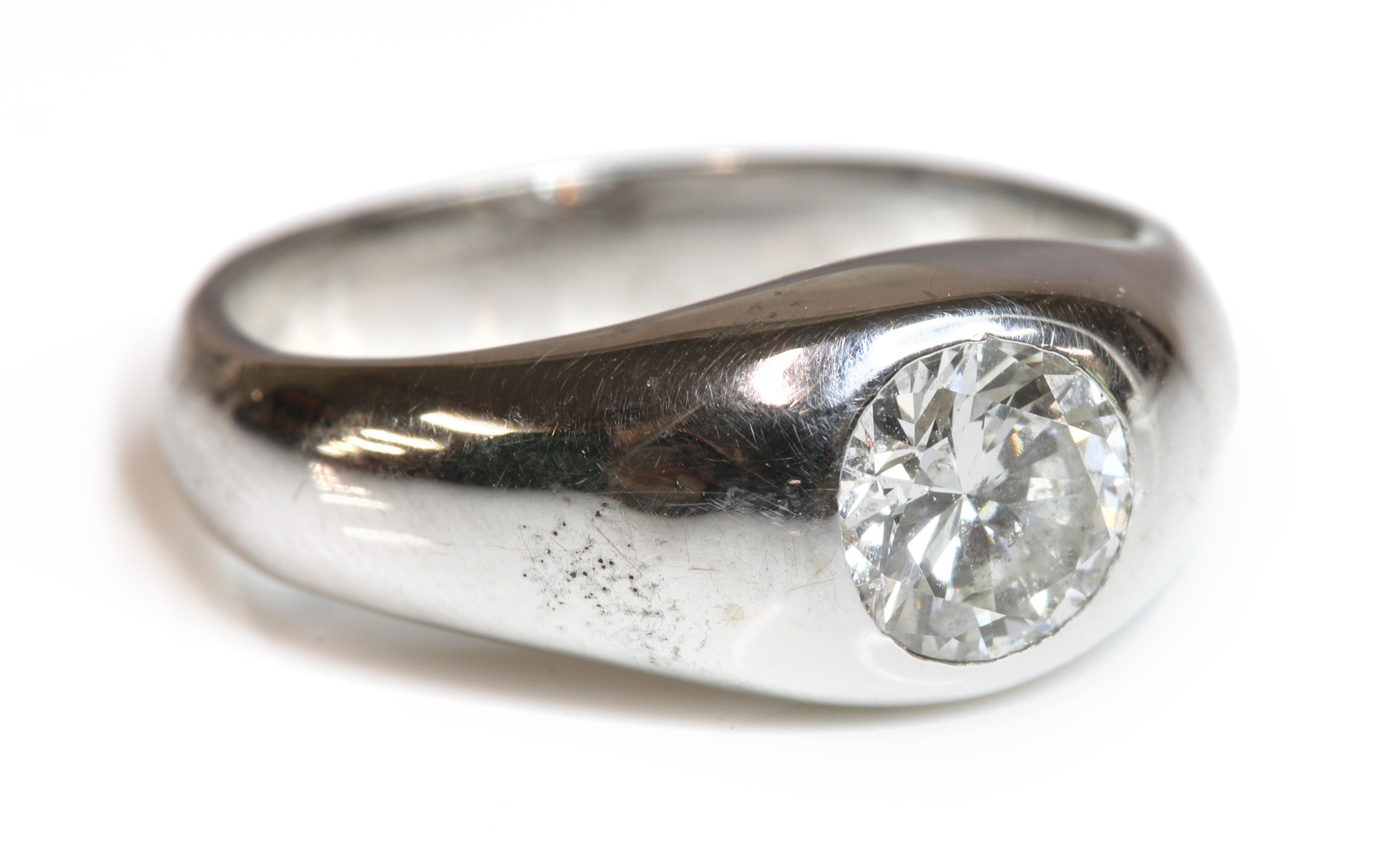 Lot 446 - A white gold single stone diamond ring,