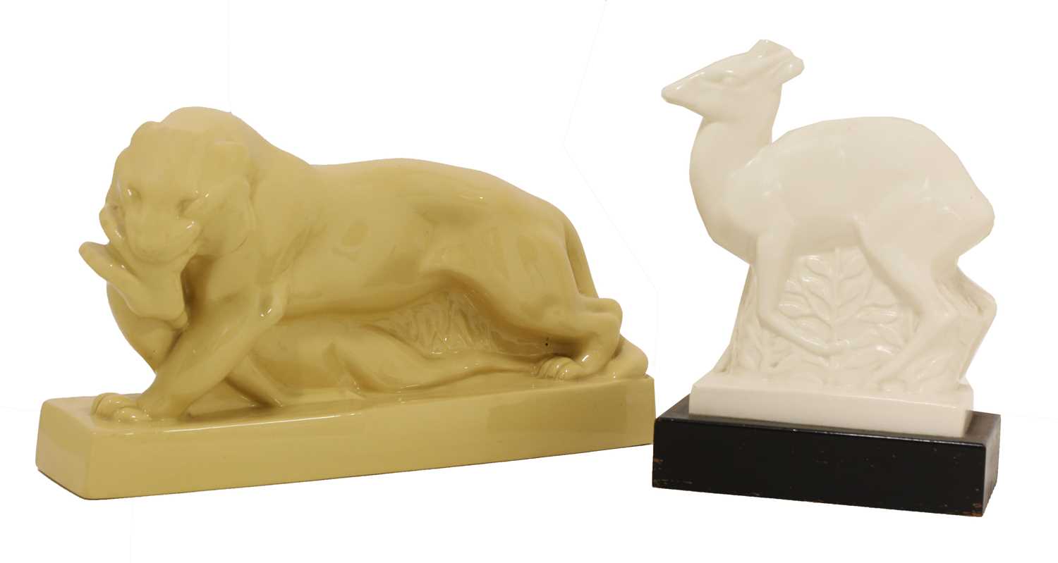Lot 428 - Two Wedgwood pottery animals