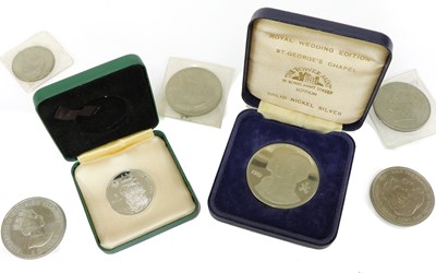 Lot 130 - Coins, World, Elizabeth II (1952-)