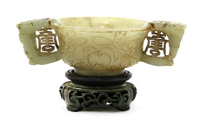 Lot 279 - A Chinese jade cup