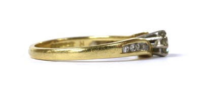 Lot 93 - An 18ct gold diamond ring