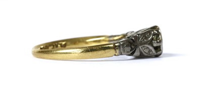 Lot 97 - A gold single stone diamond ring