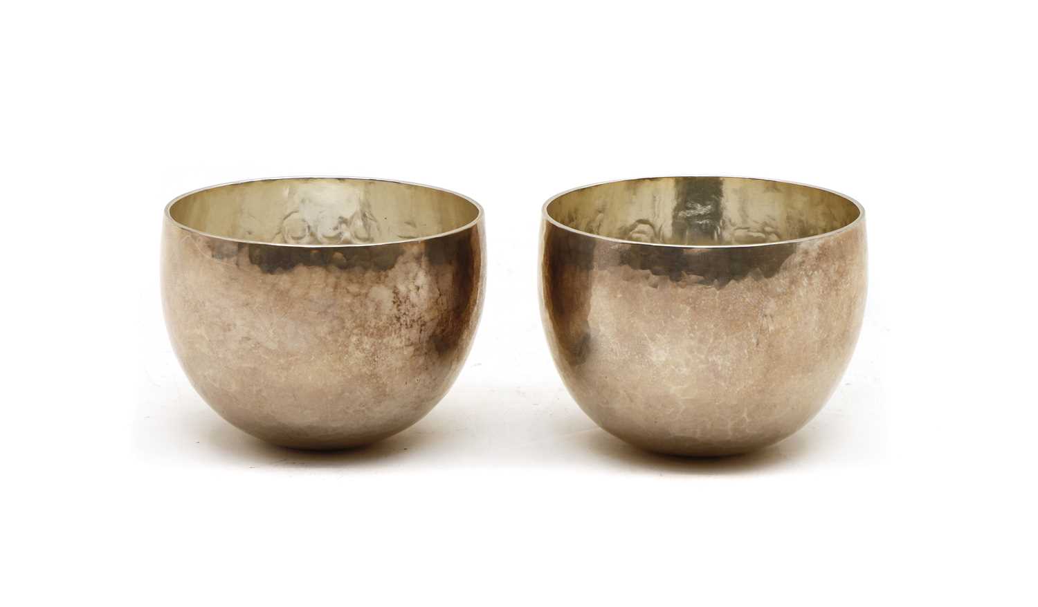 Lot 6 - A pair of Britannia silver tumbler cups