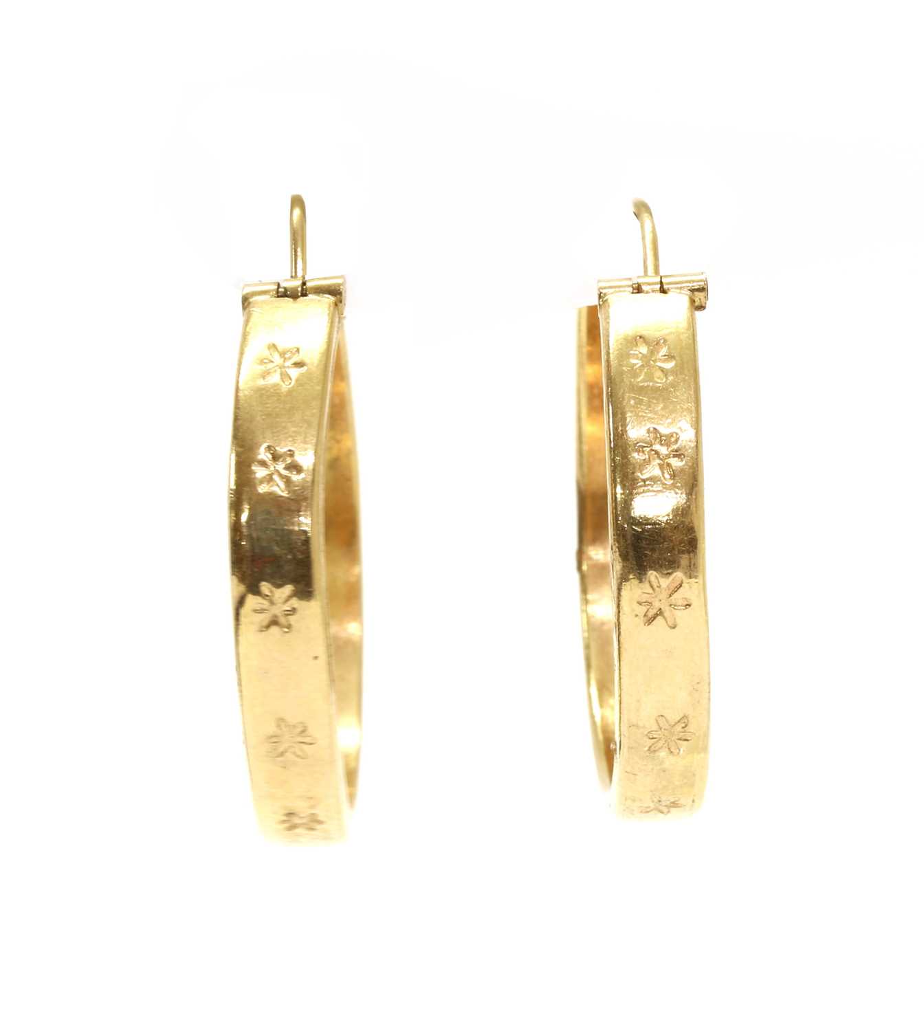 Lot 193 - A pair of gold hollow hoop earrings