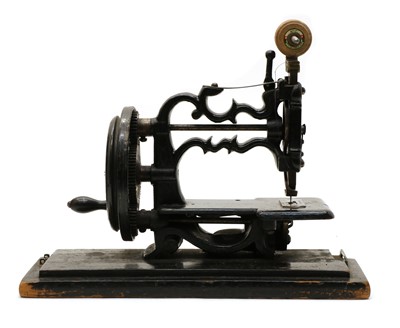Lot 89 - A Weir's 55 sewing machine