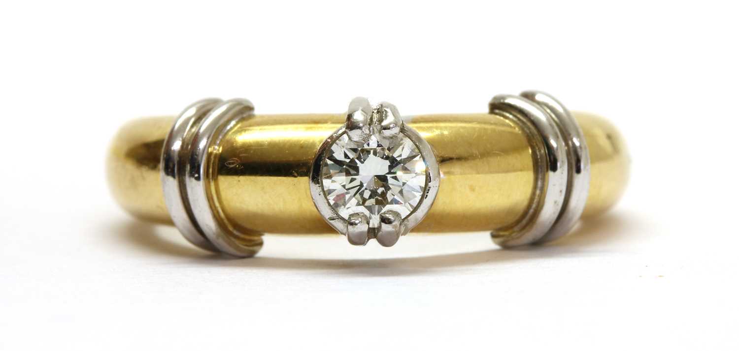 Lot 90 - An 18ct gold single stone diamond ring