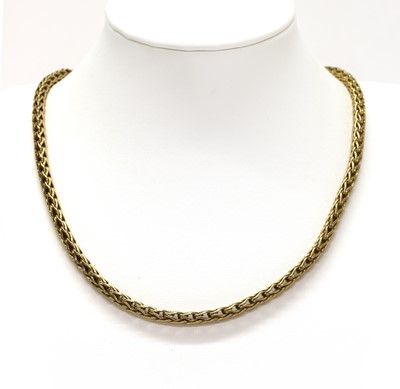 Lot 415 - A 9ct gold spiga link chain