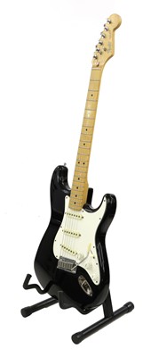 Lot 540 - A 1989 Fender Stratocaster electric guitar