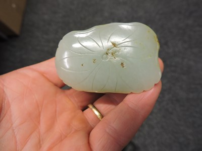 Lot 186 - A Chinese jade carving