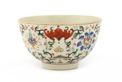 Lot 405 - A Chinese famille rose bowl