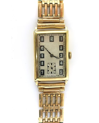 Lot 485 - An Art Deco 9ct gold mechanical wristwatch