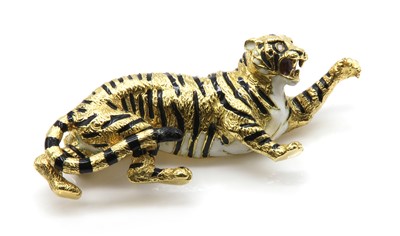 Lot 387 - An 18ct gold diamond and enamel tiger brooch, by Cropp and Farr, c.1980
