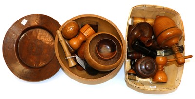 Lot 239 - A collection of treen