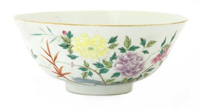 Lot 106 - A Chinese famille rose bowl
