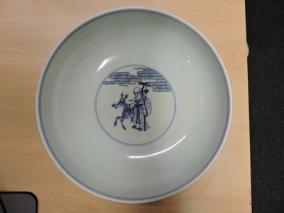 Lot 112 - A Chinese blue and white bowl