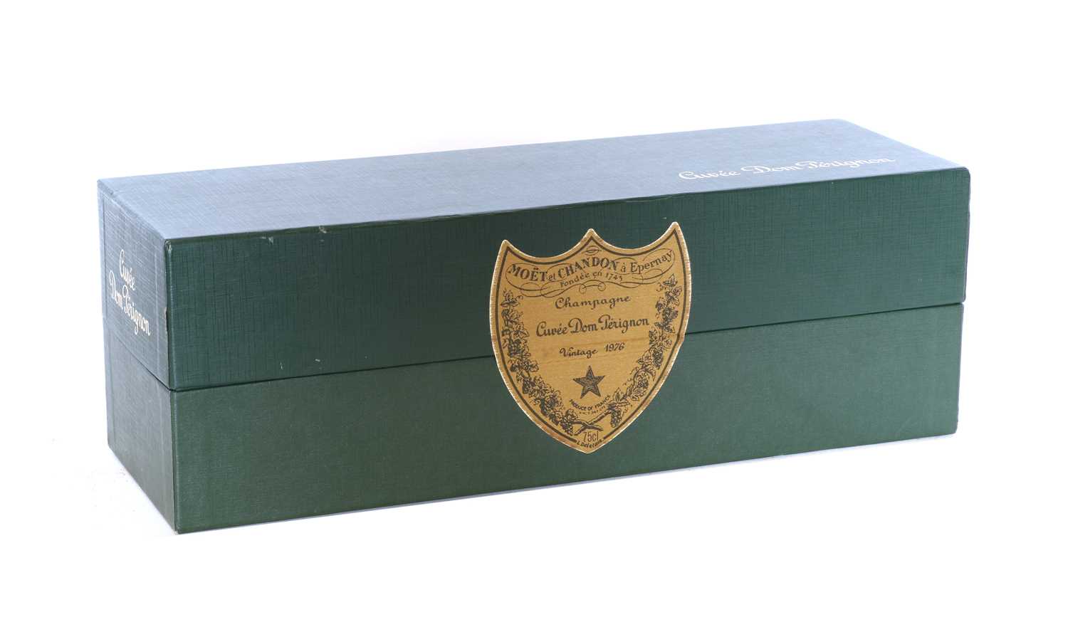 Lot 37 - Moet & Chandon, Epernay, Dom Perignon, 1976, boxed (1)
