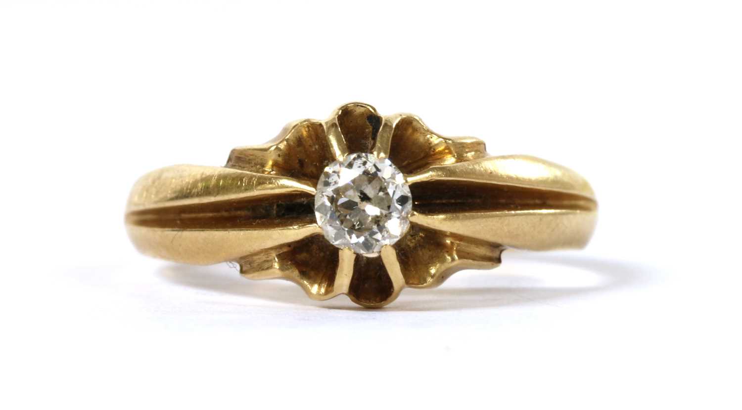 Lot 1006 - An 18ct gold single stone diamond ring