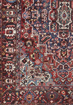 Lot 123 - A Persian Bakhtiari wool carpet