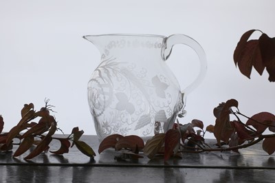 Lot 312 - An engraved glass ale jug