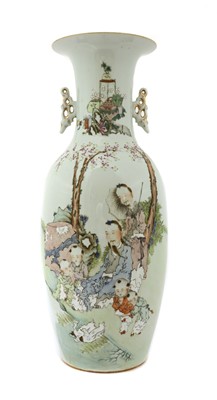 Lot 70 - A Chinese famille rose vase