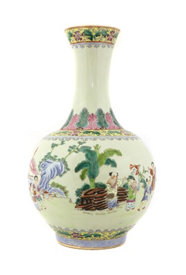 Lot 75 - A Chinese famille rose vase