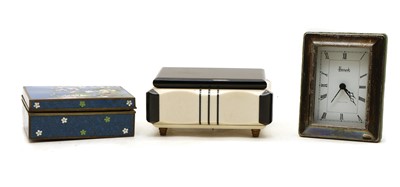 Lot 158 - An Art Deco bakelite musical jewellery box