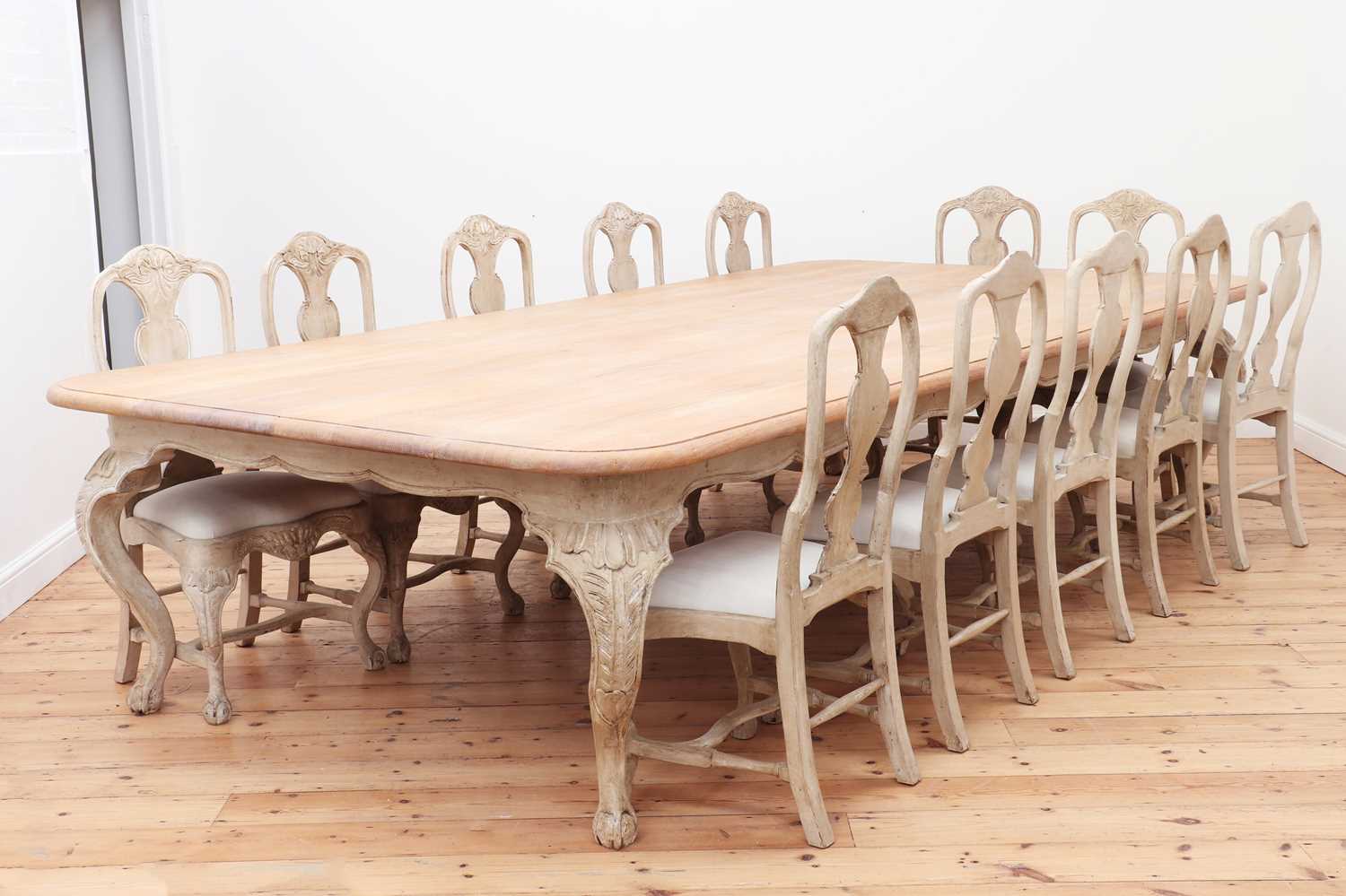 Lot 24 A Large Limed Oak Dining Table lot-24-a-large-limed-oak-dining-table