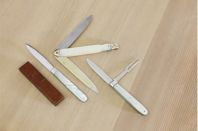 Lot 682 - Three silver and mother-of-pearl folding fruit knives