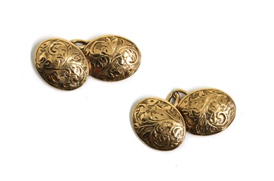 Lot 441 - A pair of 9ct gold oval chain link cufflinks