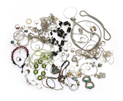 Lot 411 - A quantity of silver jewellery