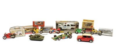 Lot 147 - A quantity of model cars and motorbikes